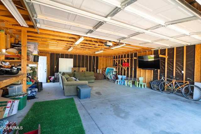 1531 S Padre Rd, Apache Junction, AZ 85119 - garage with a garage door opener