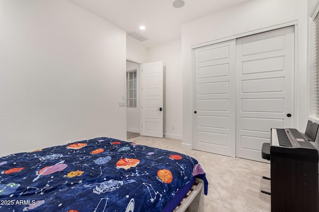 2316 E Canary Dr, Gilbert, AZ 85297 - carpeted bedroom with a closet and recessed lighting