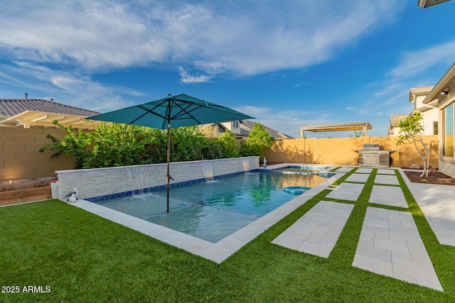 2316 E Canary Dr, Gilbert, AZ 85297 - view of swimming pool featuring a patio and a pool with connected hot tub