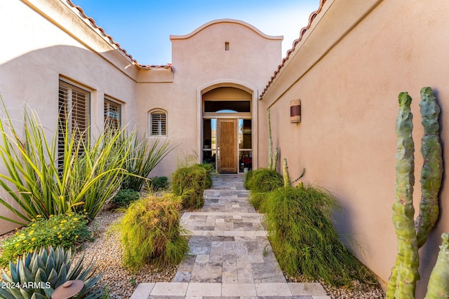 view of entrance to property