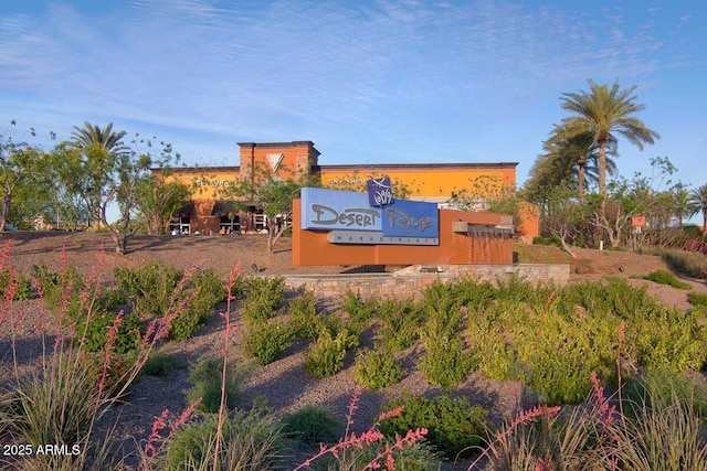 view of community / neighborhood sign