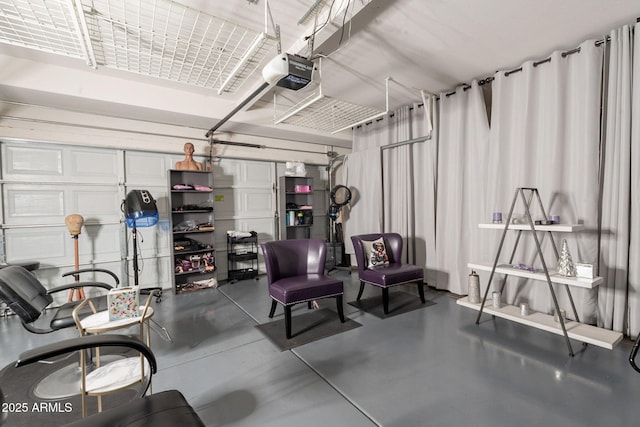 11526 W Bermuda Dr, Avondale, AZ 85392 - garage with a garage door opener