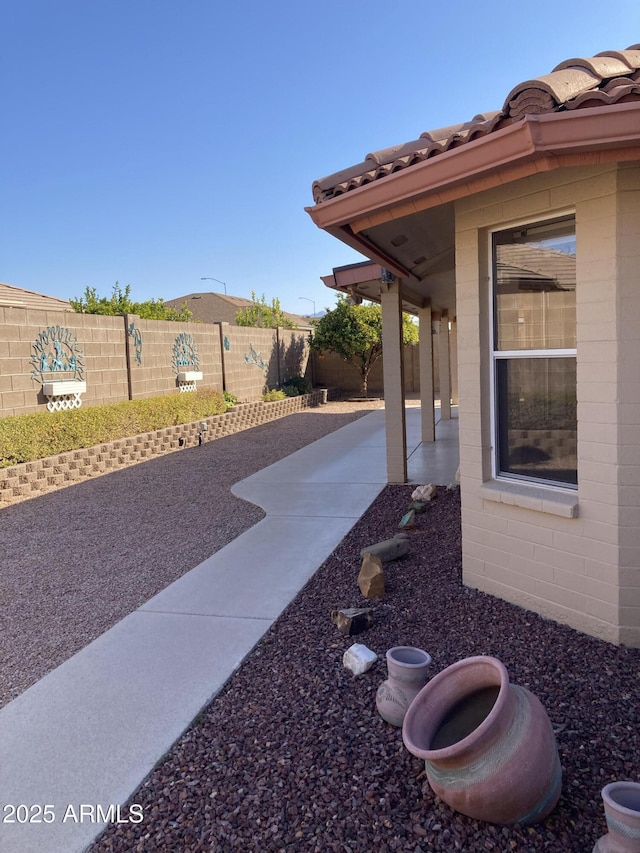 view of yard with a patio