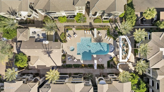 birds eye view of property featuring a residential view