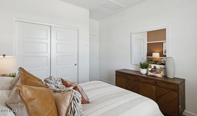 1336 W Hess Ave, Coolidge, AZ 85128 - bedroom with a closet