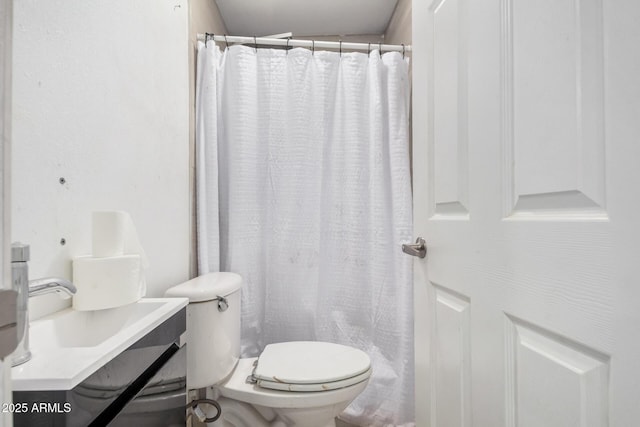 3913 W Sherman St, Phoenix, AZ 85009 - bathroom featuring toilet, vanity, and a shower with shower curtain
