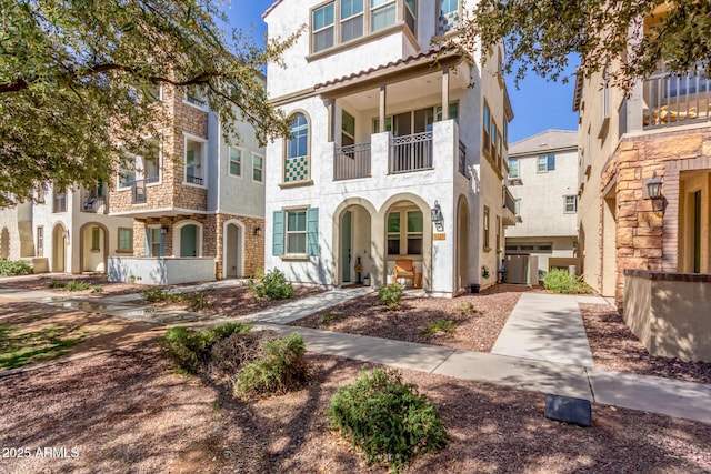 view of front of house featuring stucco siding