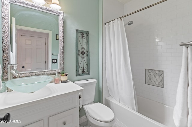 bathroom with toilet, vanity, and shower / bathtub combination with curtain