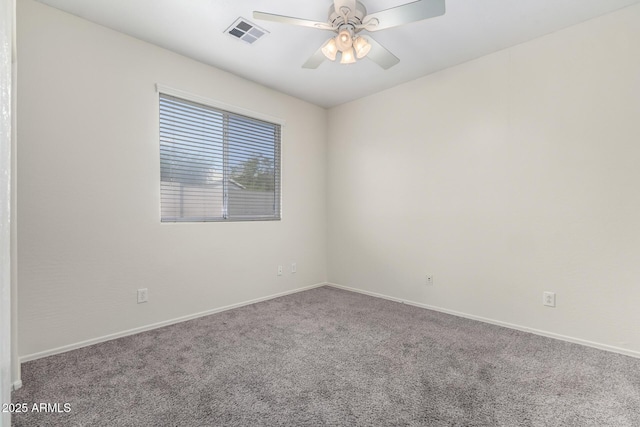 unfurnished room with carpet and ceiling fan