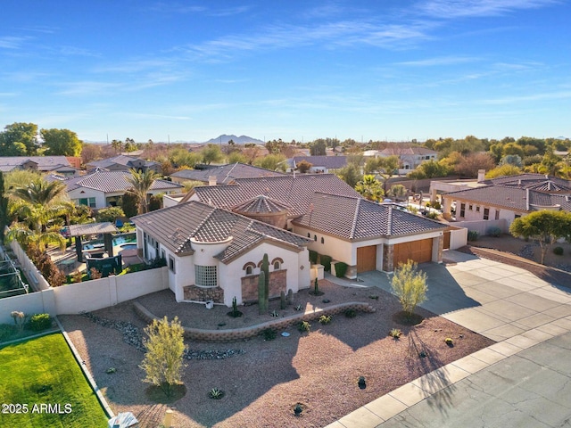 815 E County Down Dr, Chandler, AZ 85249 - aerial view featuring a residential view
