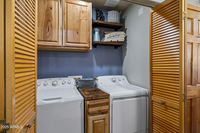 2295 Bison Ranch Trl, Overgaard, AZ 85933 - washroom featuring washer and clothes dryer and cabinet space