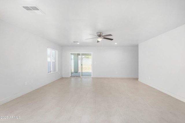 empty room with ceiling fan