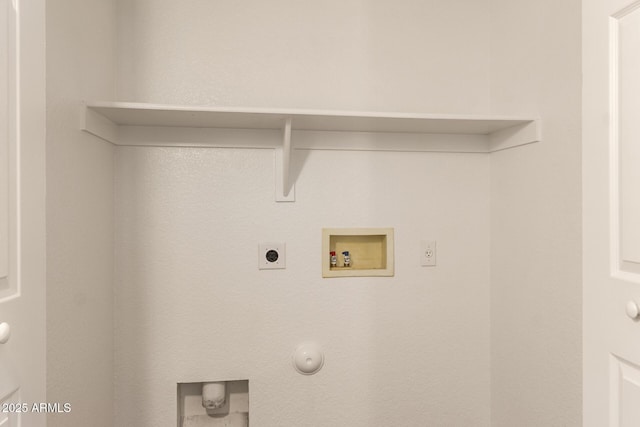 washroom featuring hookup for a gas dryer, hookup for a washing machine, and electric dryer hookup
