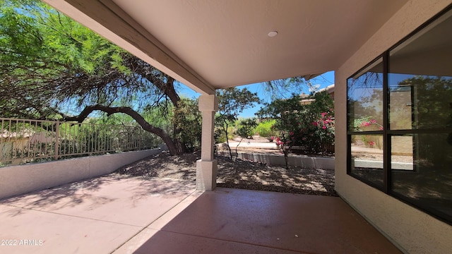 5452 S Pyrite Cir, Gold Canyon, AZ 85118 - view of patio / terrace with fence
