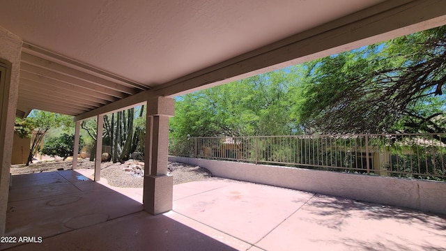 5452 S Pyrite Cir, Gold Canyon, AZ 85118 - view of patio / terrace with fence