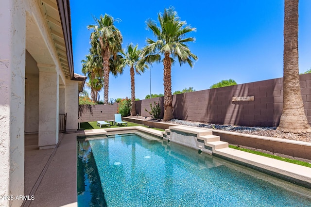 6805 S Sapphire Way, Chandler, AZ 85249 - view of swimming pool with a fenced backyard
