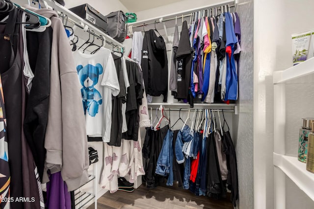 910 W Prior Ave, Coolidge, AZ 85128 - walk in closet featuring wood finished floors