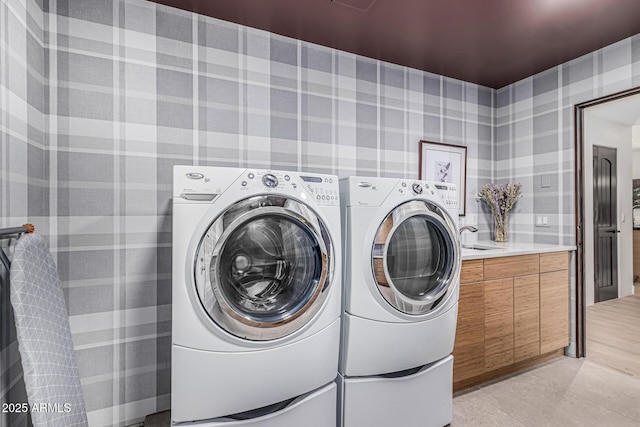 25825 N 106th Way, Scottsdale, AZ 85255 - laundry room with washing machine and dryer