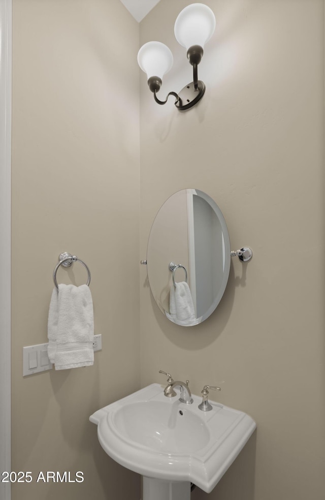 17755 E Colt Dr, Queen Creek, AZ 85142 - bathroom with a sink