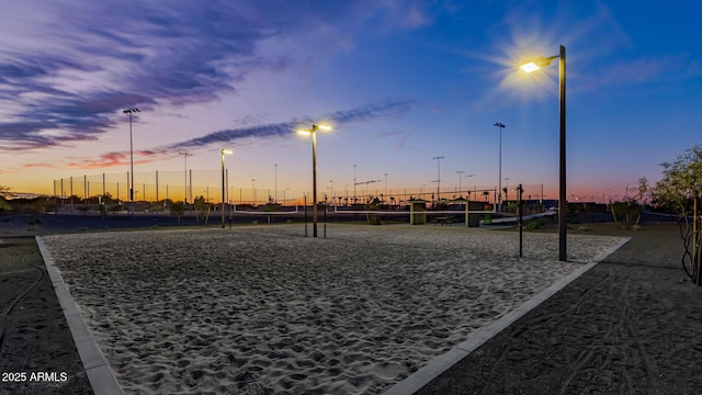 surrounding community with volleyball court