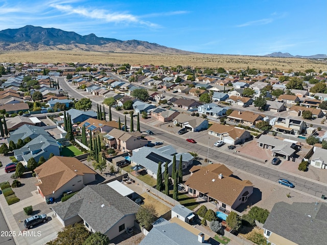 bird's eye view featuring a mountain view