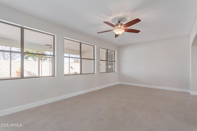 empty room with ceiling fan