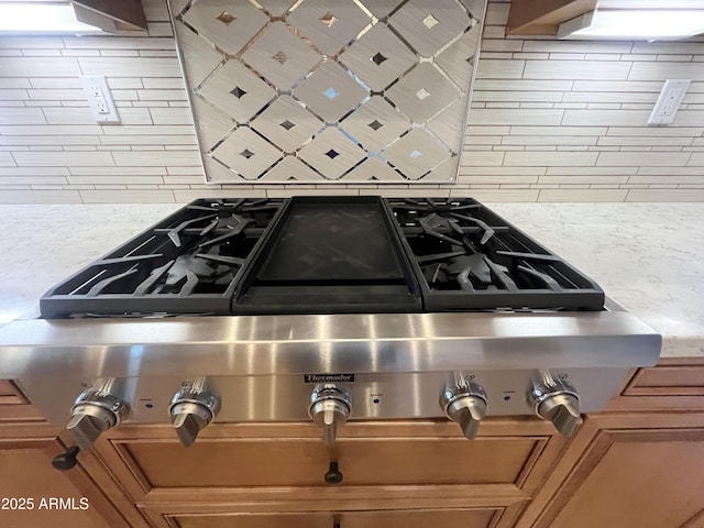 42023 N Bridlewood Way, Anthem, AZ 85086 - kitchen view of stove and light countertops