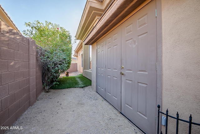 42023 N Bridlewood Way, Anthem, AZ 85086 - entrance to property with stucco siding