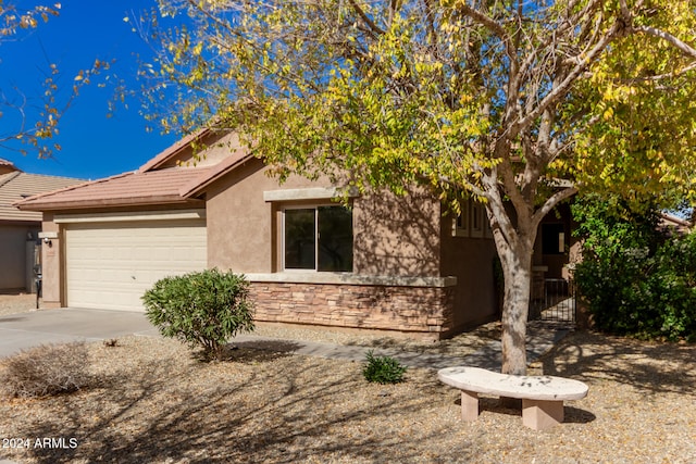 view of front of property featuring a garage