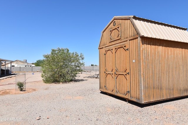 view of outbuilding