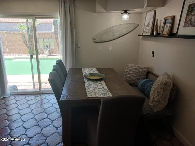 5539 N 31st Ln, Phoenix, AZ 85017 - dining space with ceiling fan