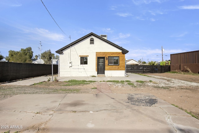 bungalow with fence