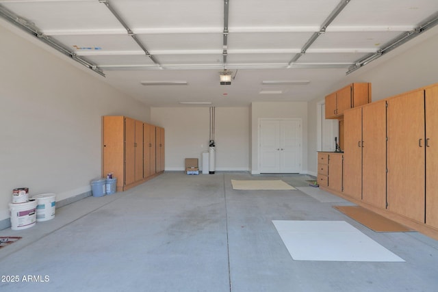 1336 E Belmont Ave, Phoenix, AZ 85020 - garage featuring a garage door opener