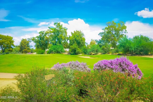 7155 E Oakmont Dr, Paradise Valley, AZ 85253 - view of property's community featuring golf course view and a lawn