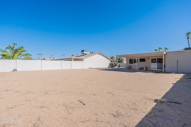 view of yard with a patio area