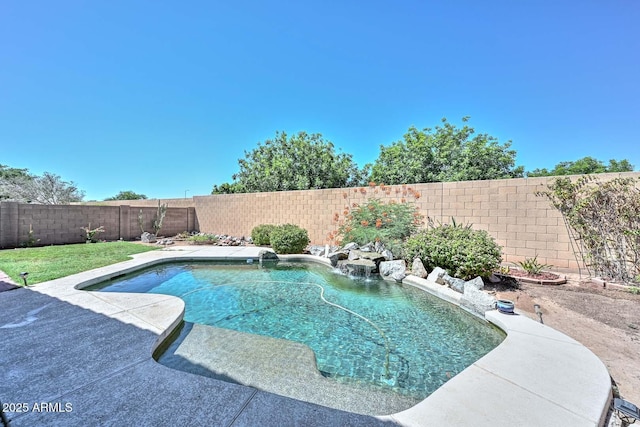 11580 N 86th Ln, Peoria, AZ 85345 - view of pool featuring a fenced backyard