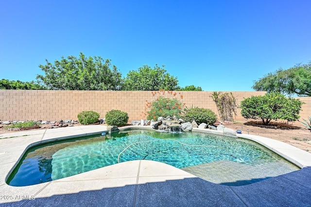 11580 N 86th Ln, Peoria, AZ 85345 - view of pool featuring a fenced backyard