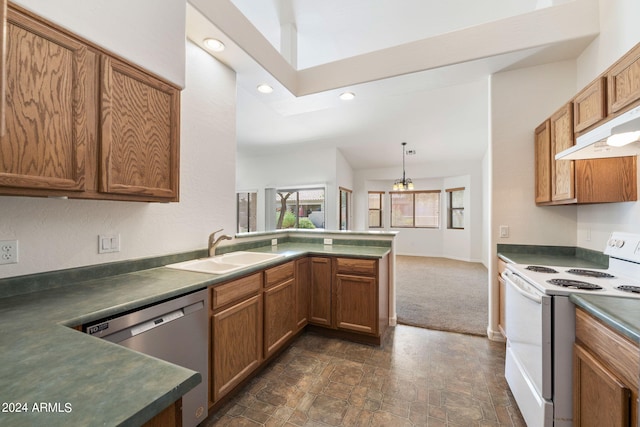 kitchen with kitchen peninsula, stainless steel dishwasher, sink, an inviting chandelier, and white electric range