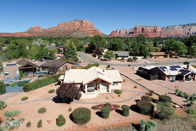 bird's eye view with a mountain view