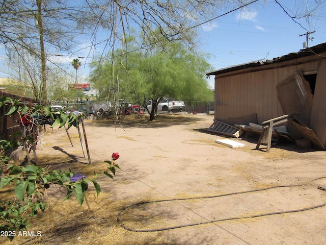 2045 S 6th Ave, Phoenix, AZ 85003 - view of yard
