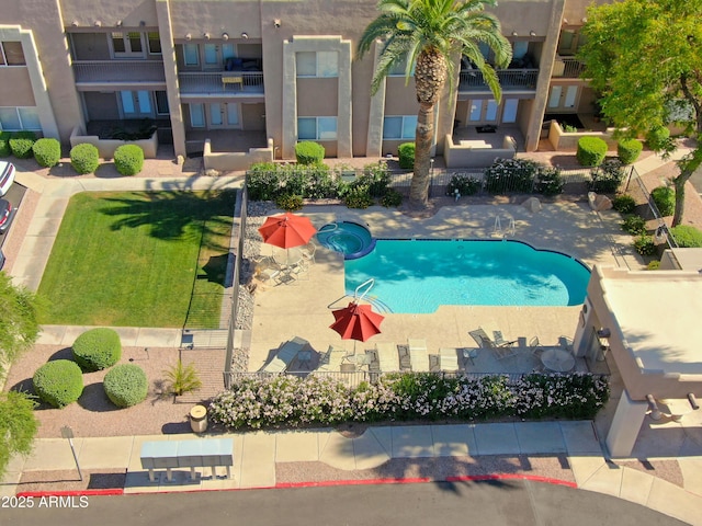 7021 E Earll Dr Unit 204, Scottsdale, AZ 85251 - view of community pool
