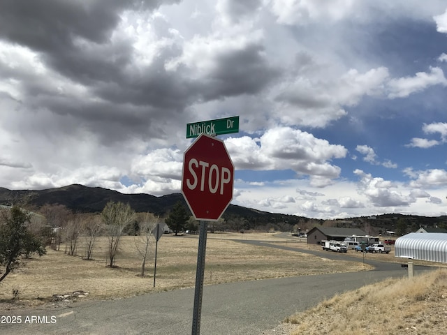 18404 S Niblick Dr Unit 72, Peeples Valley, AZ 86332