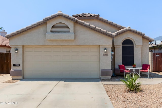 view of front facade with a garage