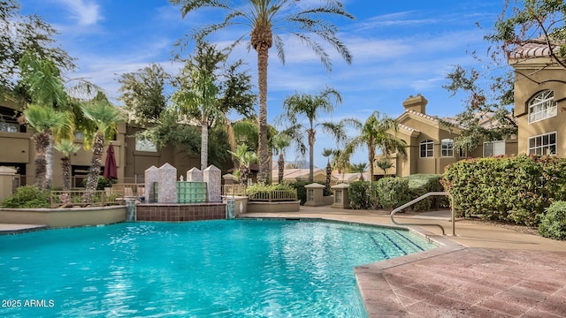 5335 E Shea Blvd Unit 1094, Scottsdale, AZ 85254 - view of community pool