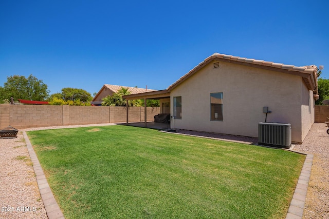 764 E Shannon St, Chandler, AZ 85225 - view of yard featuring central AC