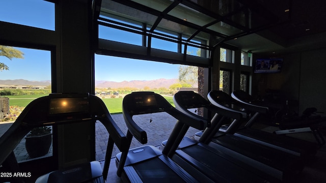 workout area with a mountain view