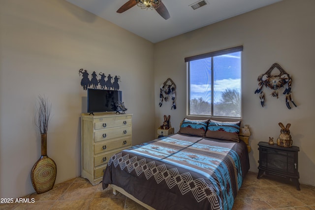 bedroom with ceiling fan