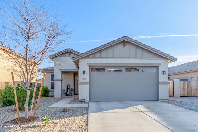 view of front facade with a garage