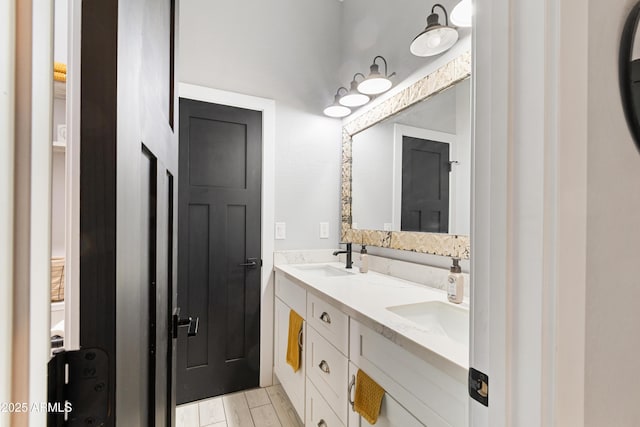 1305 N 22nd Ave, Show Low, AZ 85901 - full bathroom featuring double vanity