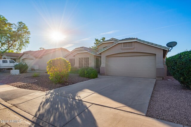 view of front of house featuring a garage